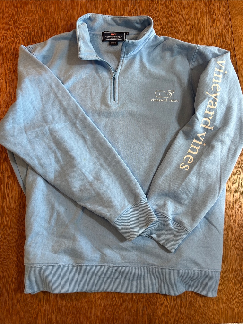 Vineyard Vines Men’s Light Blue Quarter-Zip Sweatshirt with Sleeve Logo
